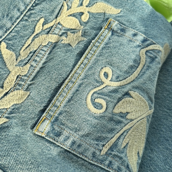 NWOT Free People x We The Free Bren Embroidered Distressed Boyfriend Jeans $168 - Picture 4 of 15